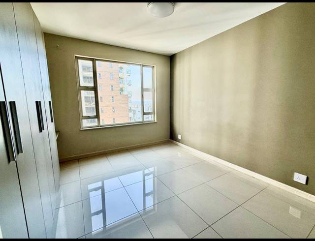 2 BEDROOM APARTMENT TO LET IN ROSEBANK